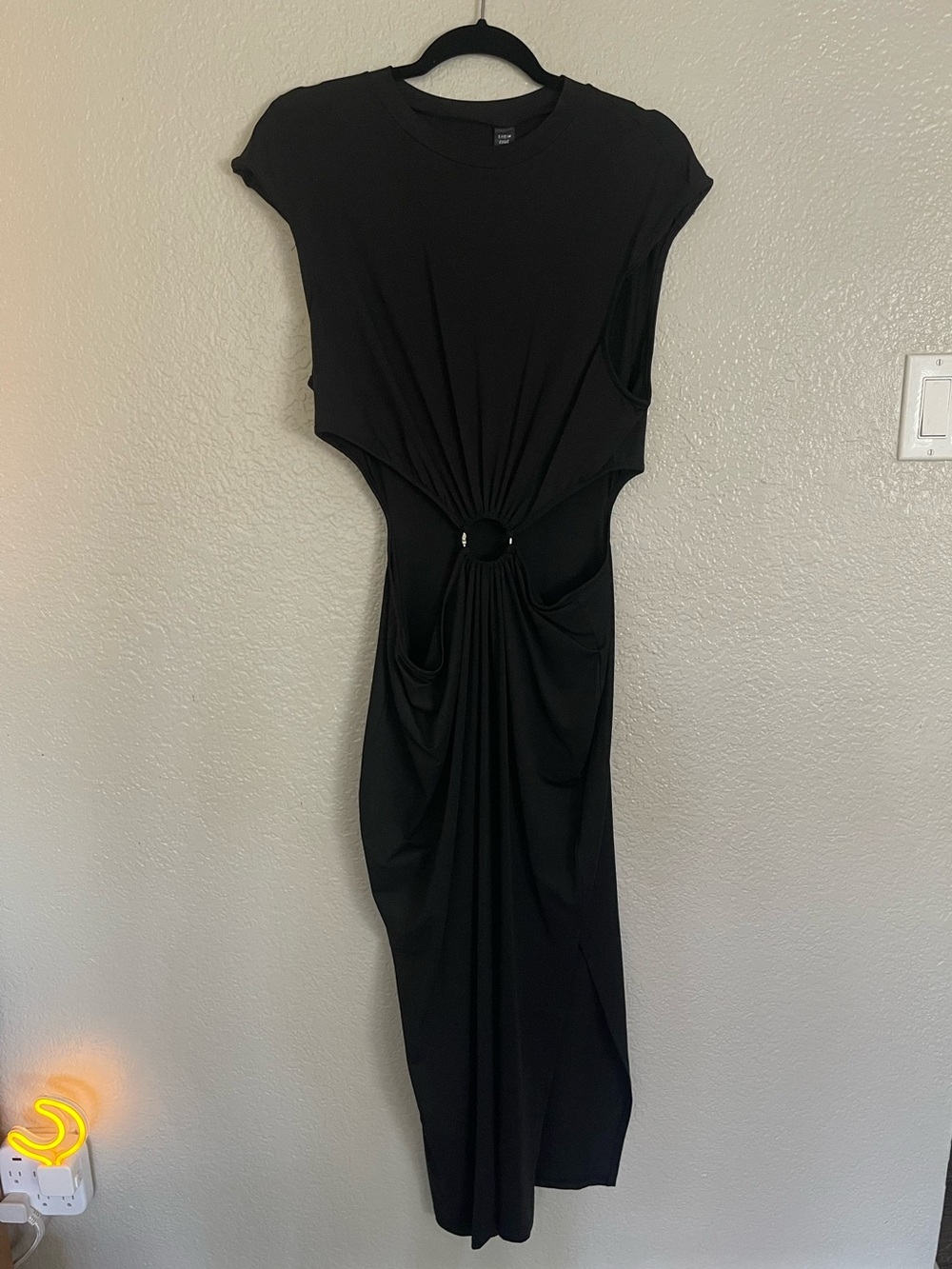 SHEIN Black Ring-Detail Midi Dress